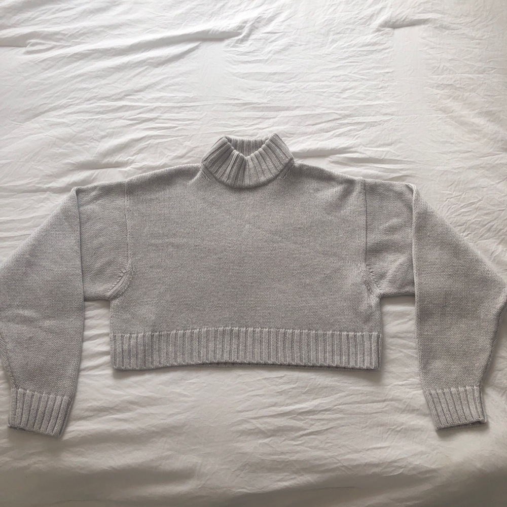 Aritzia Wilfred Free Heinen Sweater